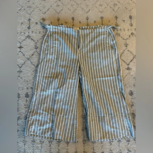 Pilcro Foxglove Mid-Rise Flare Pants - Picture 5 of 8